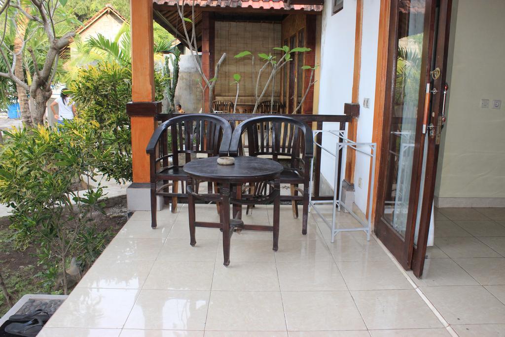 Coconut Beach Bungalows & Warung آميدْ المظهر الخارجي الصورة